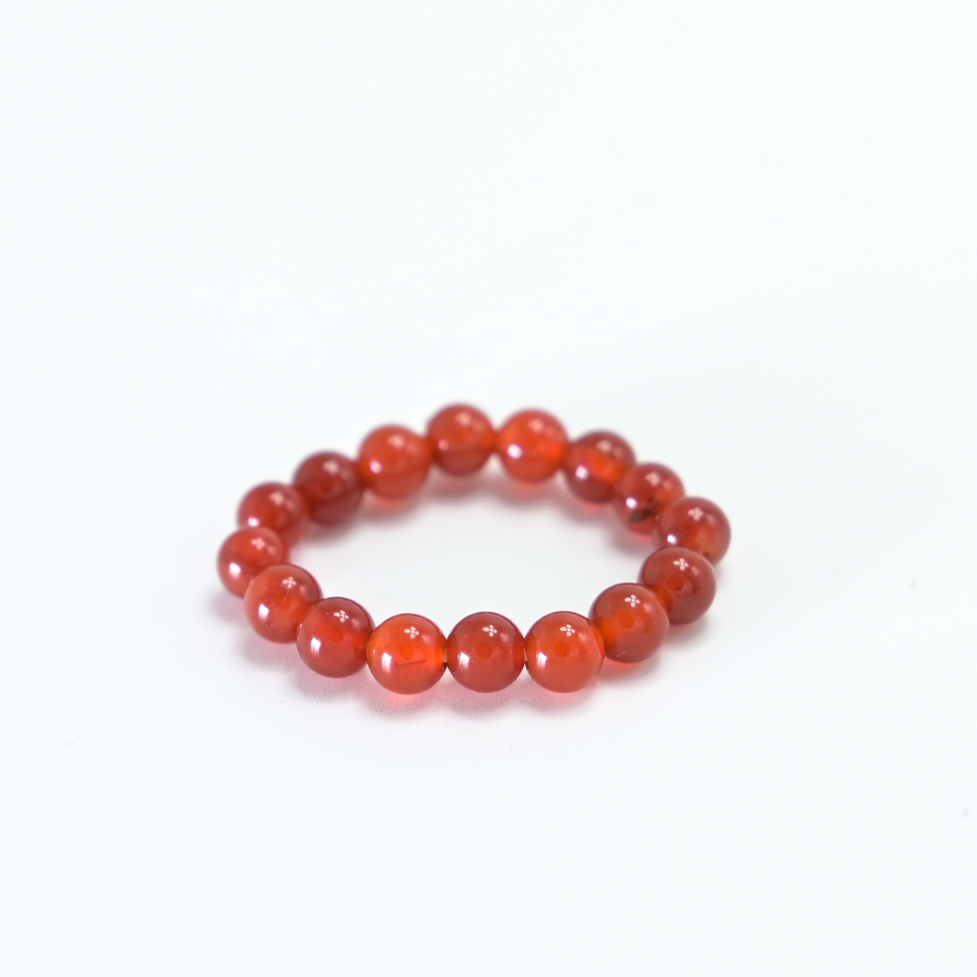 Inel cu Carneol – Energie, Curaj și Creativitate | 4 mm pe Gută Elastică Inel cu Carneol – Energie, Curaj și Creativitate | 4 mm pe Gută Elastică