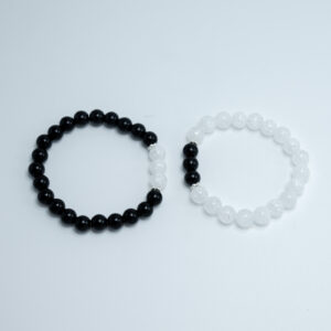 Set Brățări Cuplu Onix Negru & Cristal de Gheață Set Brățări Cuplu Onix Negru & Cristal de Gheață