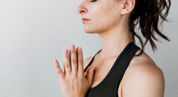 woman-practicing-mindfulness-2021-09-02-06-03-07-utc_80_20 (1)